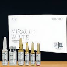SIGNATURE MIRACLE WHITE RADIANCE