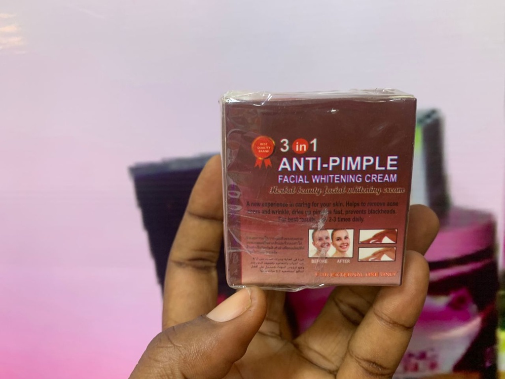 3IN1 ANTI-PIMPLE FACIAL WHITENING CREAM 50g