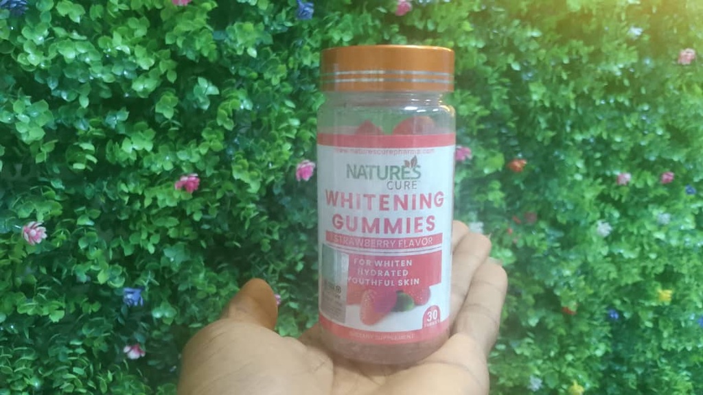 WHITENING GUMMIES STRAWBERRY FLAVOUR