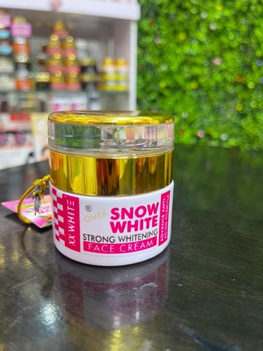 SNOW WHITE STRONG WHITENING FACE CREAM